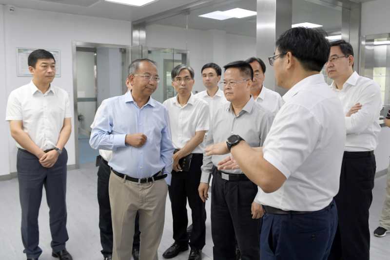 鄭柵潔研究院.jpg 鄭柵潔研究院.jpg
